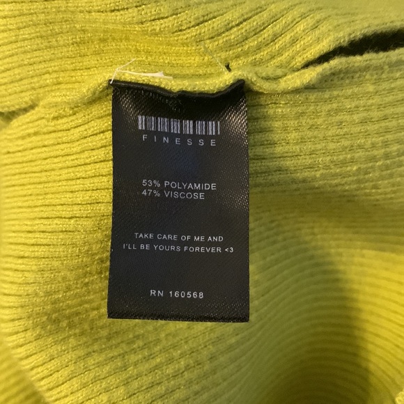 NWOT - Lime green knit mini skirt - Picture 6 of 7